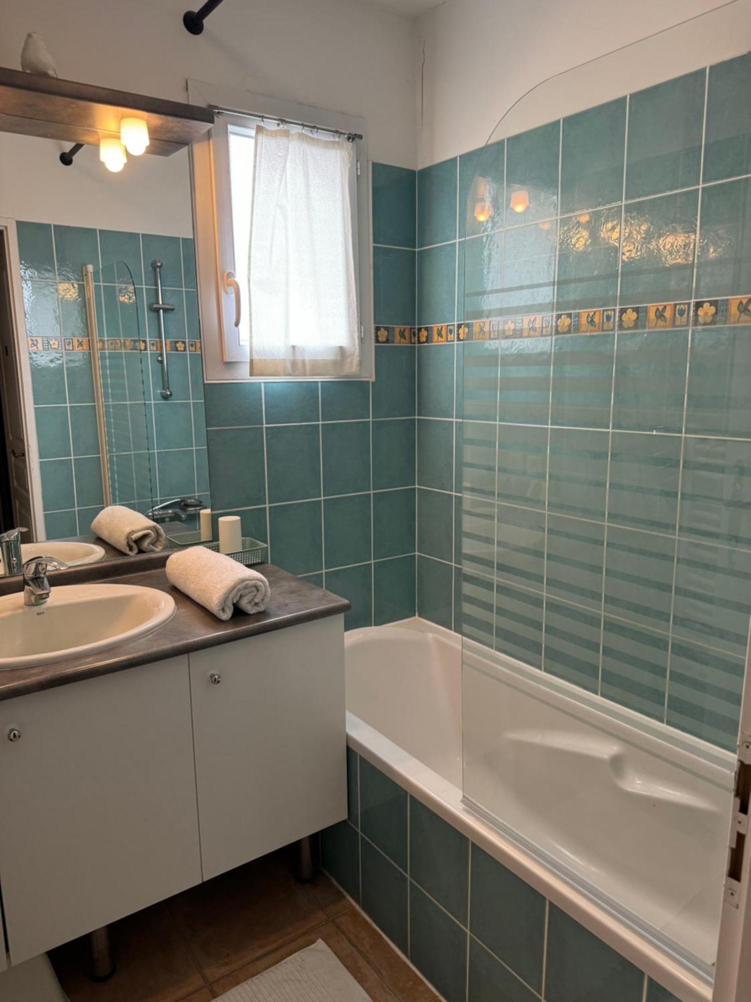 Marina Aigues Mortes 75M2 外观 照片